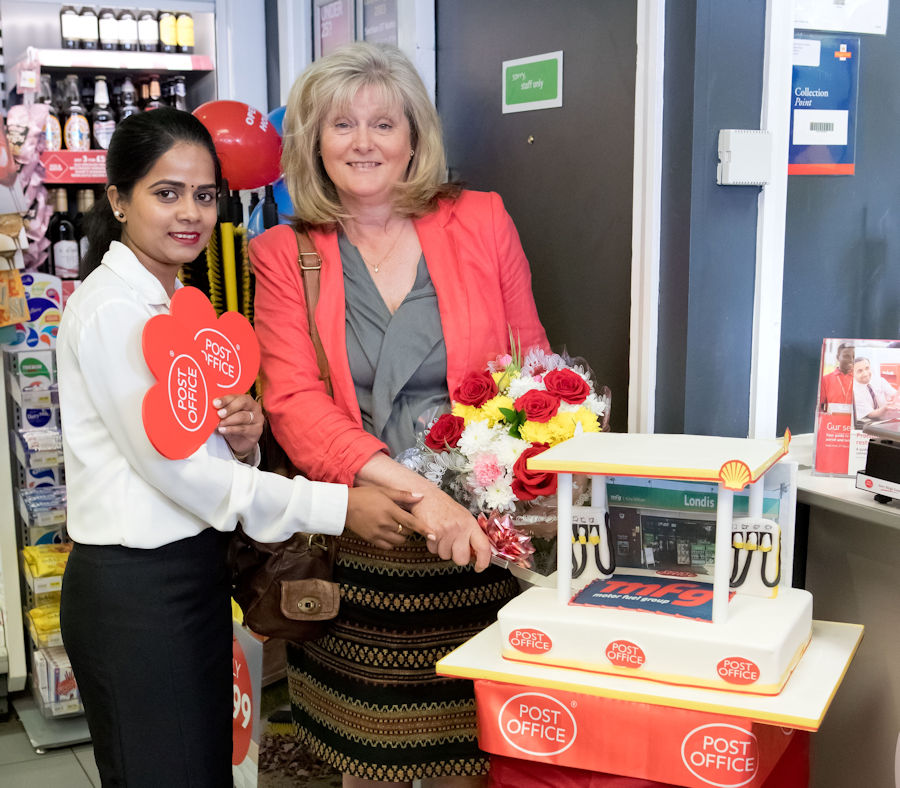 Anne Main visited the Shell King William Service Station to officially open the new Post Office instore