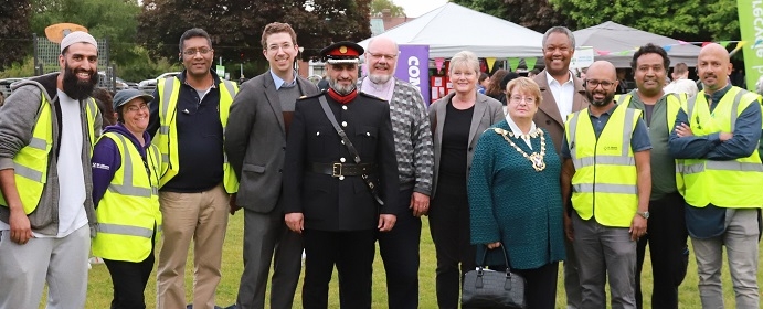 Anne Main MP attends St Albans Big Iftar.